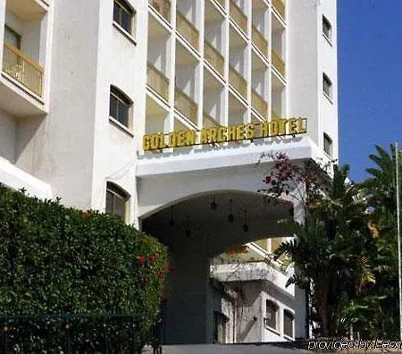 Golden Arches Hotel 3*
